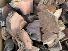 Load image into Gallery viewer, 30# Mesquite Wood Chunks
